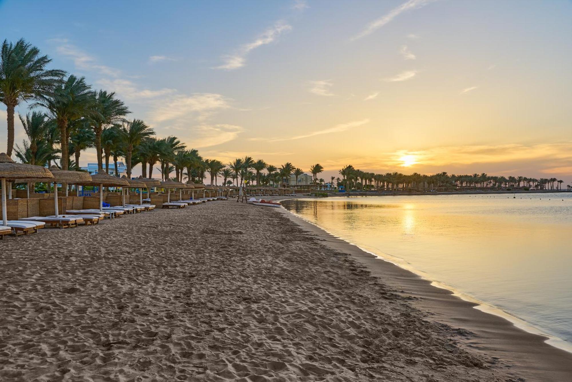 Palm Royale Resort - Soma Bay Exterior photo